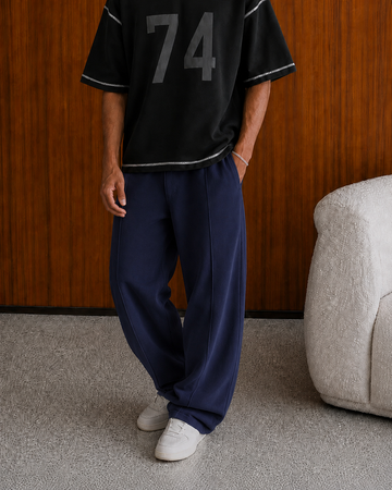 NAVY BLUE WIDE-LEG PLEATED SWEATPANT