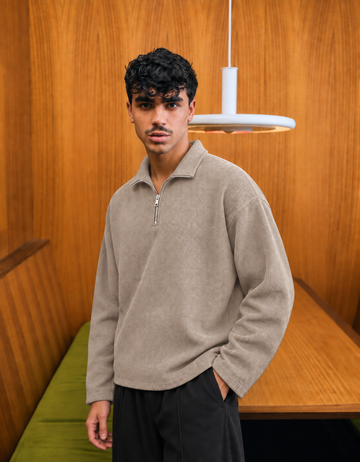 BEIGE RIBBED QUARTER-ZIP SWEATER