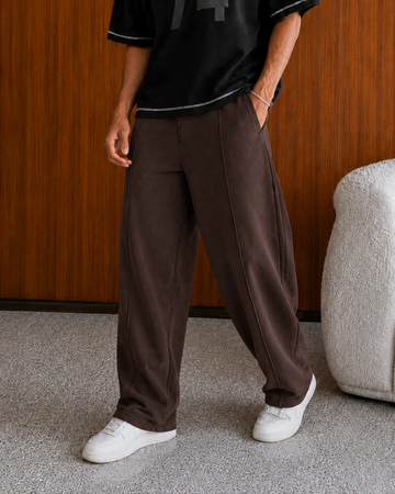 BROWN WIDE-LEG PLEATED SWEATPANT