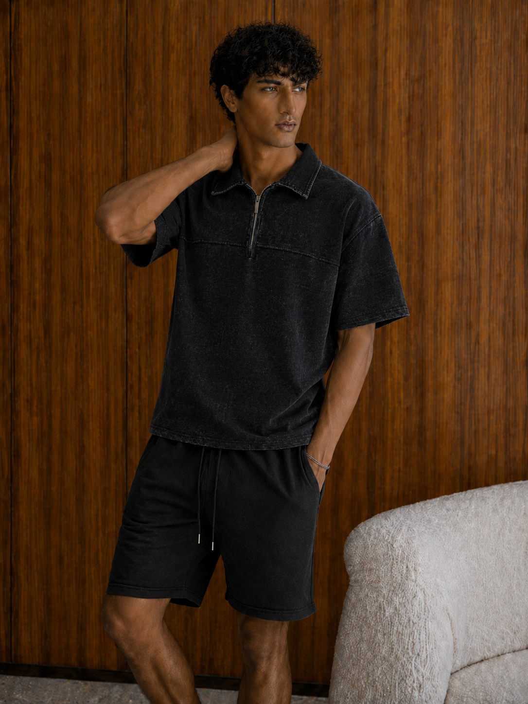 BLACK ESSENTIAL WASHED ZIPPER POLO