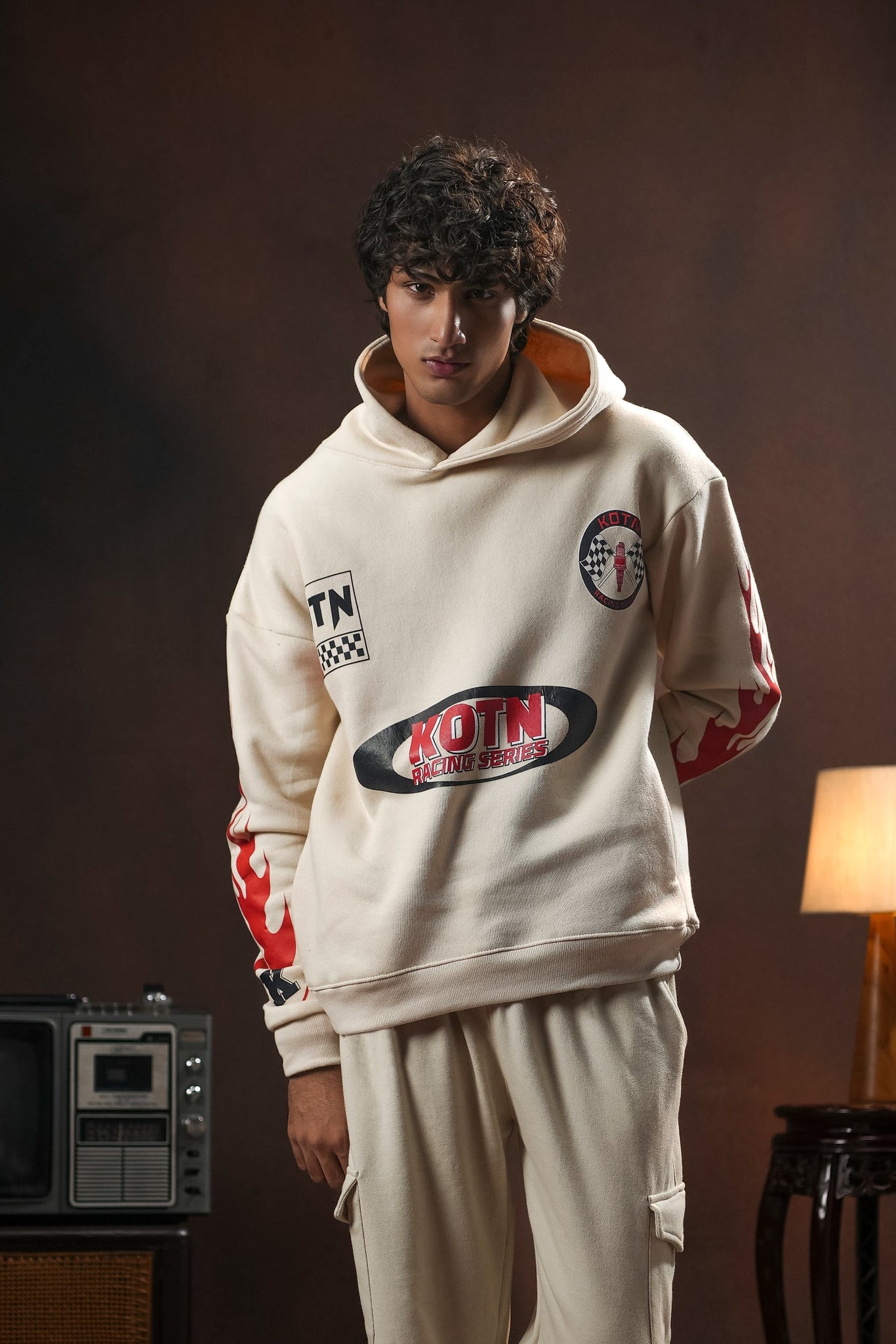 BURNOUT OVERSIZED HOODIE