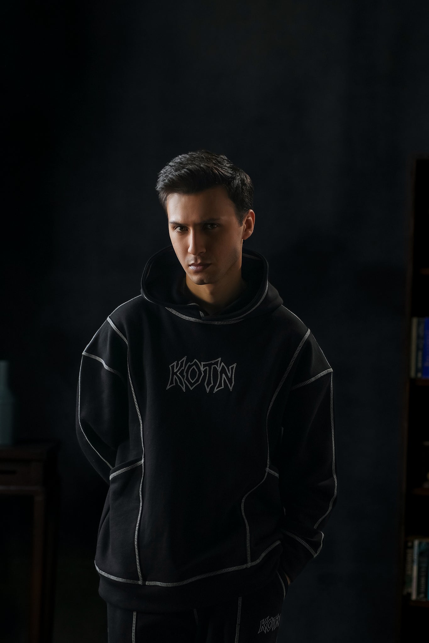 THREAD THEORY OVERSIZED HOODIE