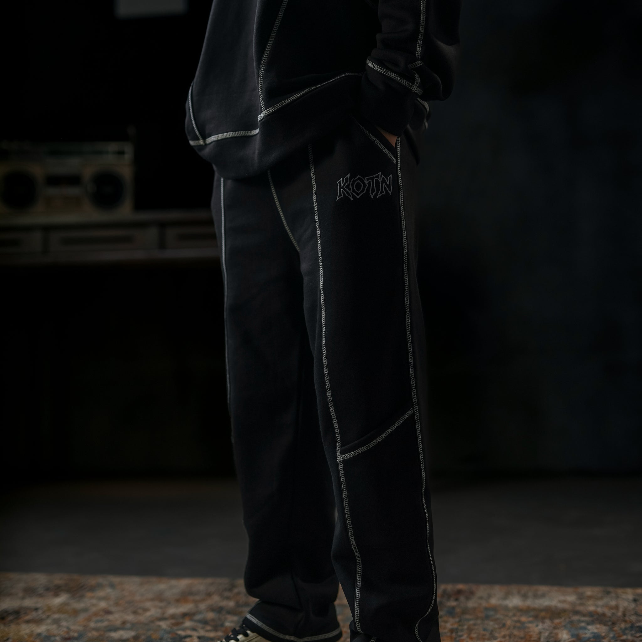 THREAD THEORY CONTRAST CARGO