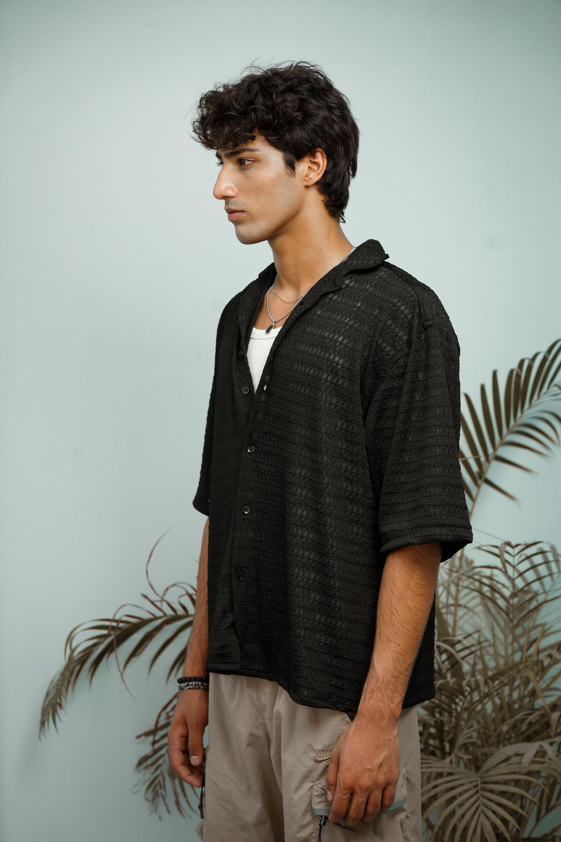 RAVEN BLACK OVERSIZED SHIRT