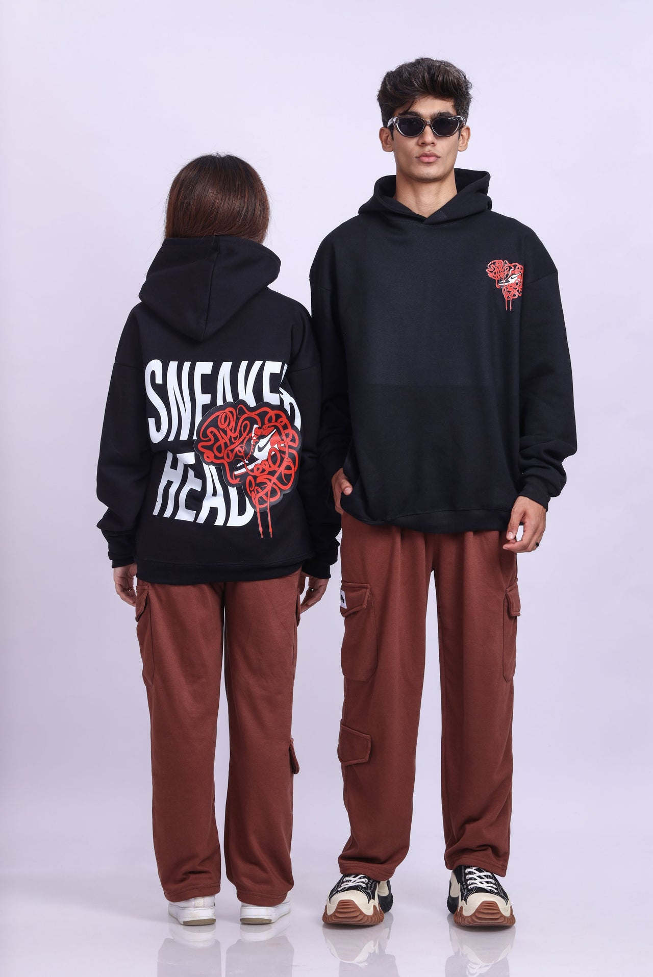 Sneaker Black Oversized Hoodie