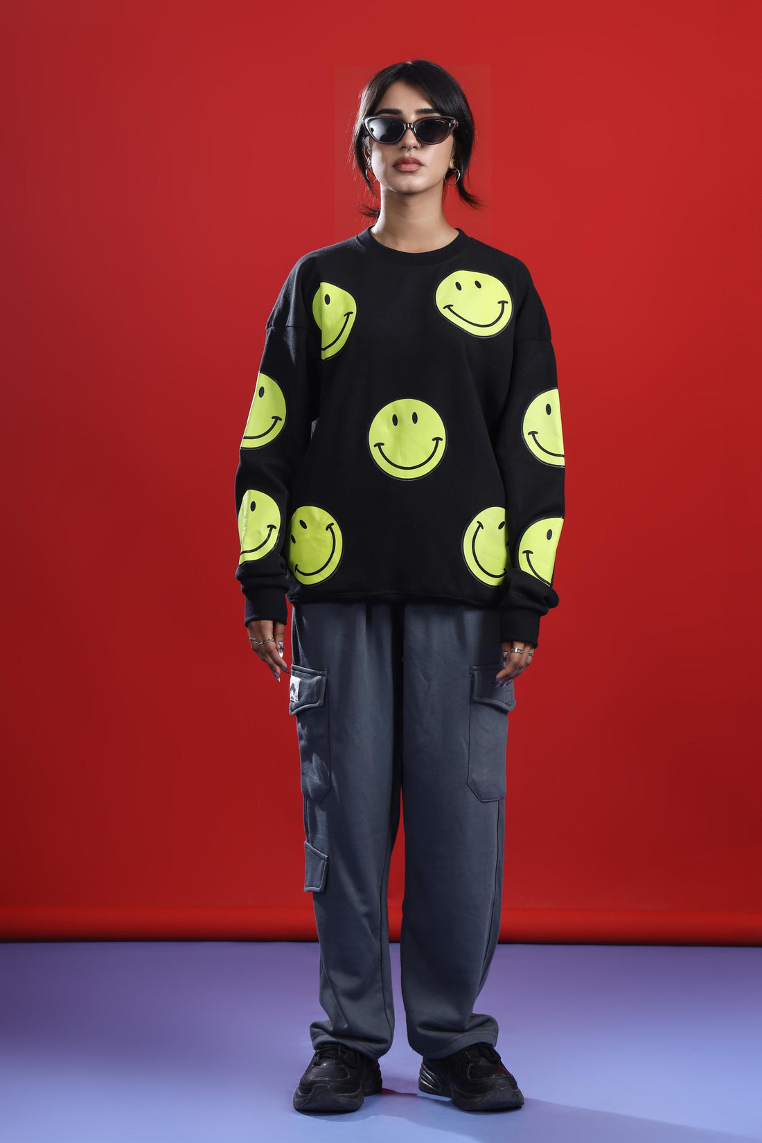 SMILEY OVERSIZED SWEATSHIRT