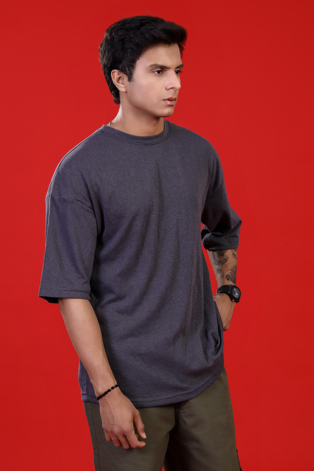 GRAY OVERSIZED T-SHIRT