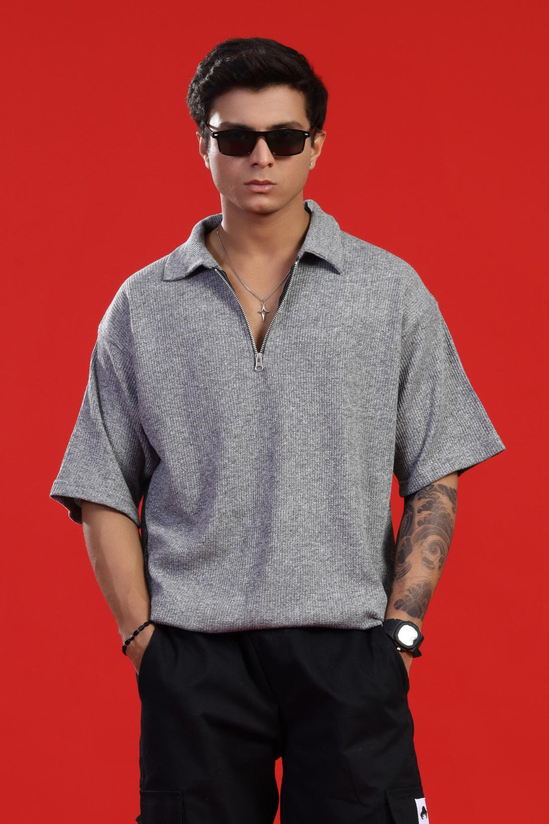 GRAY ZIPPER POLO T-SHIRT