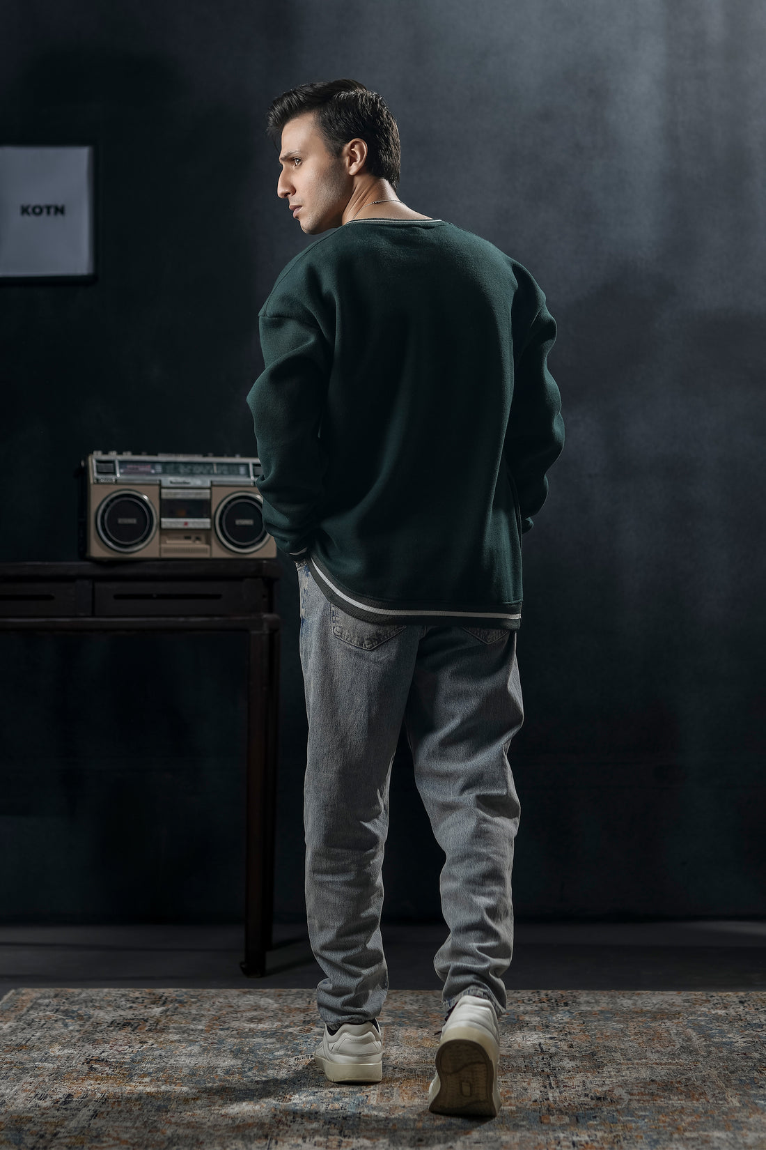 GREEN VARSITY OVERSIZED SWEATSHIRT