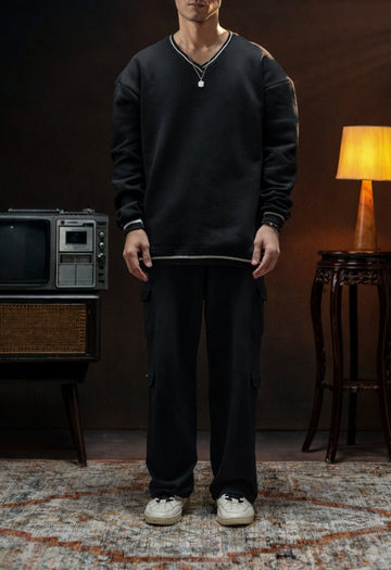 BLACK VARSITY OVERSIZED SWEATSHIRT