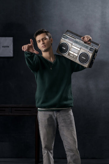 GREEN VARSITY OVERSIZED SWEATSHIRT