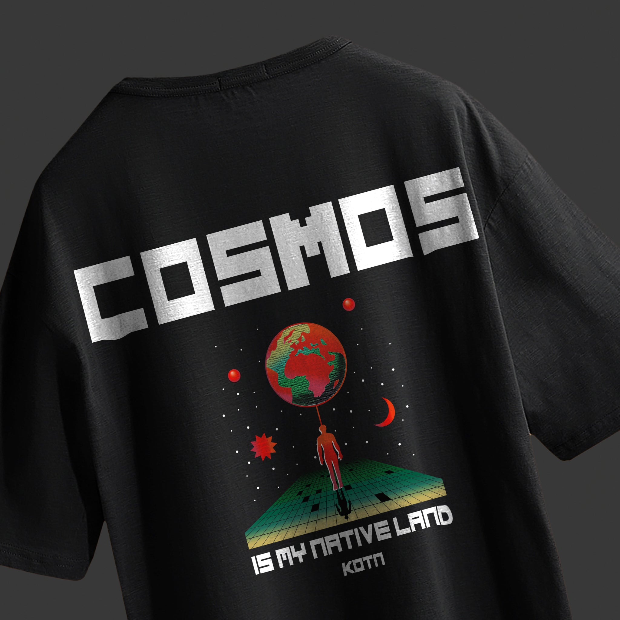 COSMOS OVERSIZED T-SHIRT