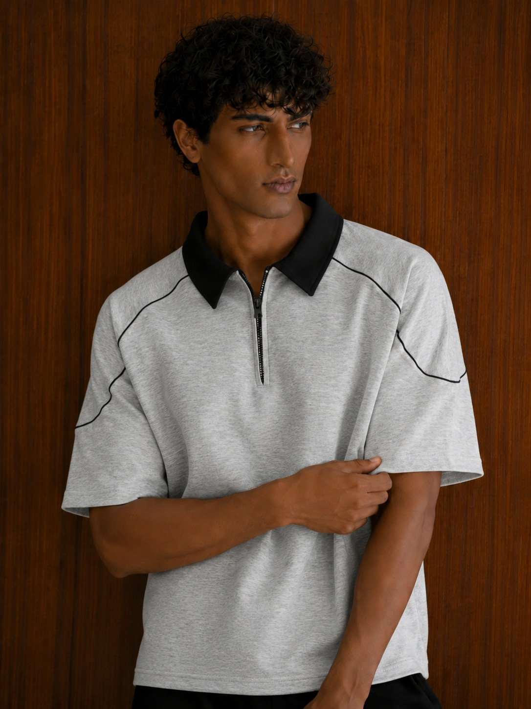 GRAY PIPING ZIPPER POLO