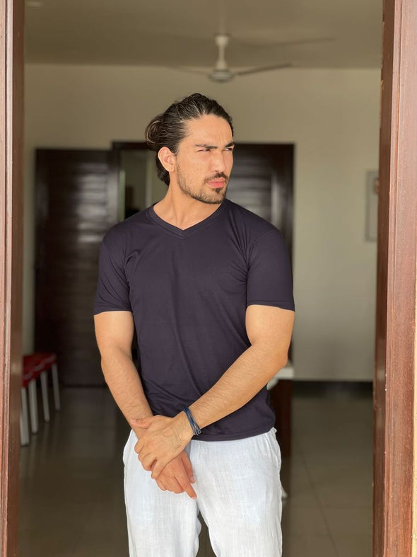 Bundle of 3 V-Neck T-Shirts