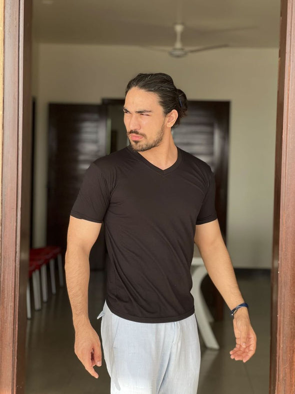 Bundle of 3 V-Neck T-Shirts
